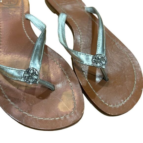 Tory Burch Silver Metallic Terra Thong Sandals - Picture 10 of 14